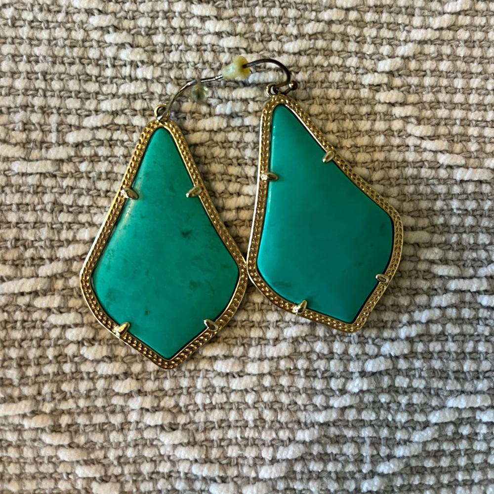 ❤️ Kendra Scott- Alexandra Earrings